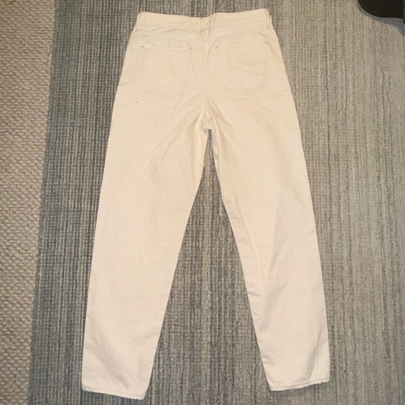 Express Relaxed Tapered Mid Rise Jean in Light Peach - NWT- Size 12R - Picture 11 of 13